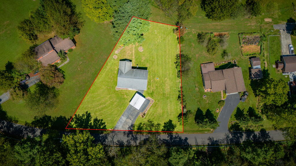 136 Fincastle Drive