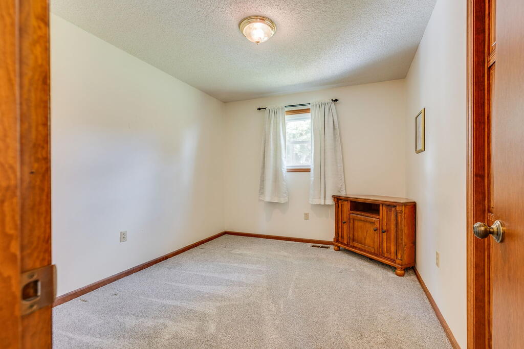 136 Fincastle Drive