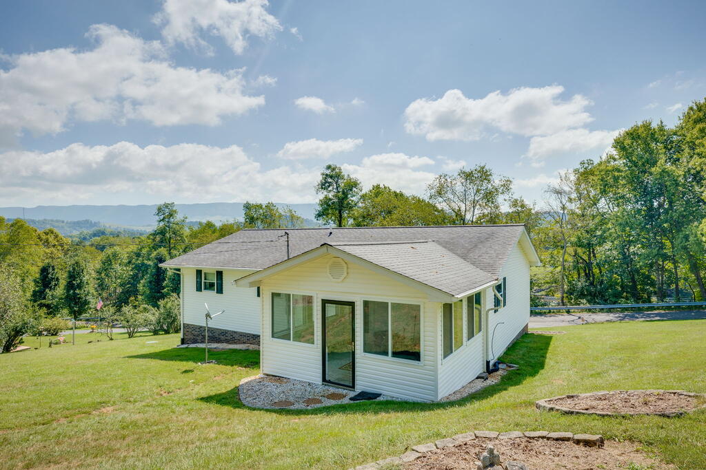 136 Fincastle Drive