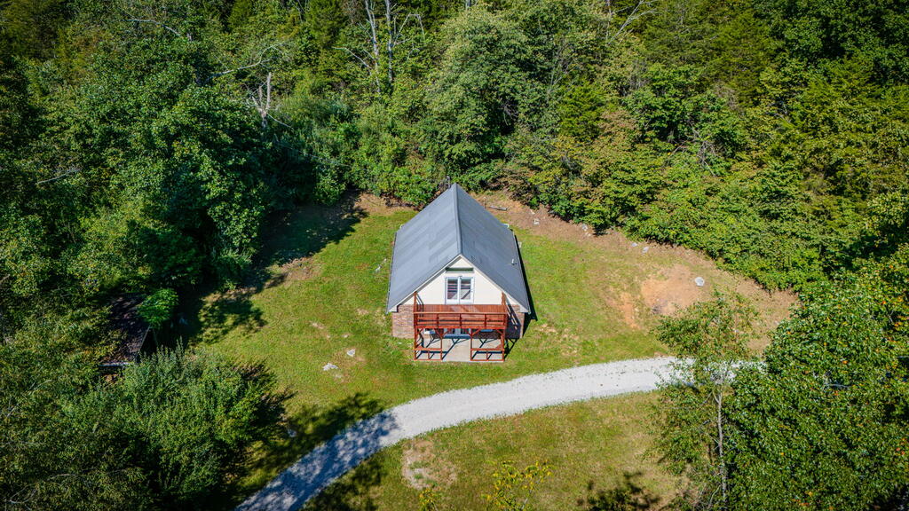 1803 Ivy Ridge Rd