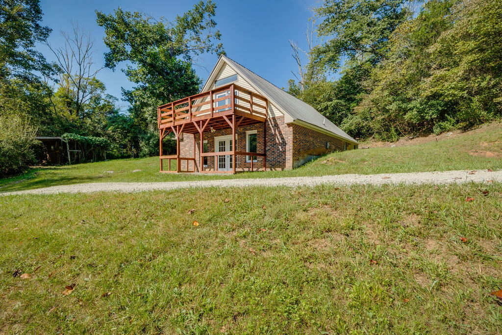 1803 Ivy Ridge Rd