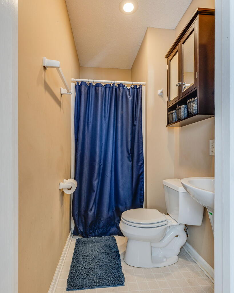 187 Hillside Dr.