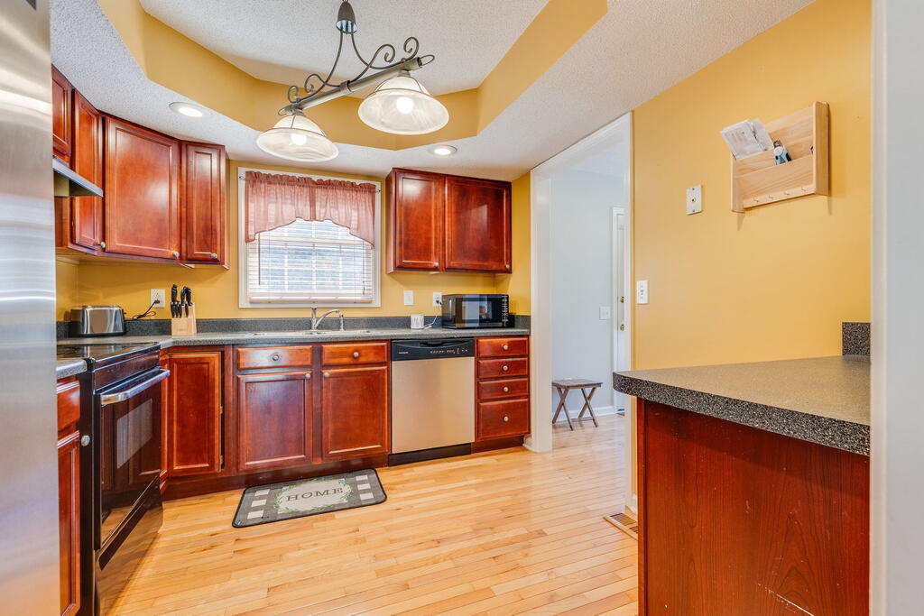 187 Hillside Dr.