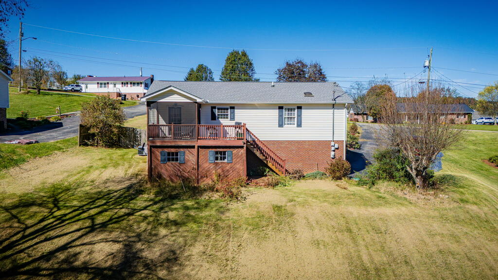 187 Hillside Dr.