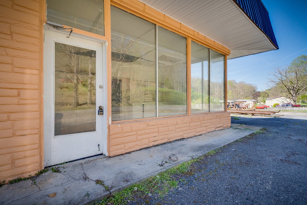 2728 Indian Creek Rd