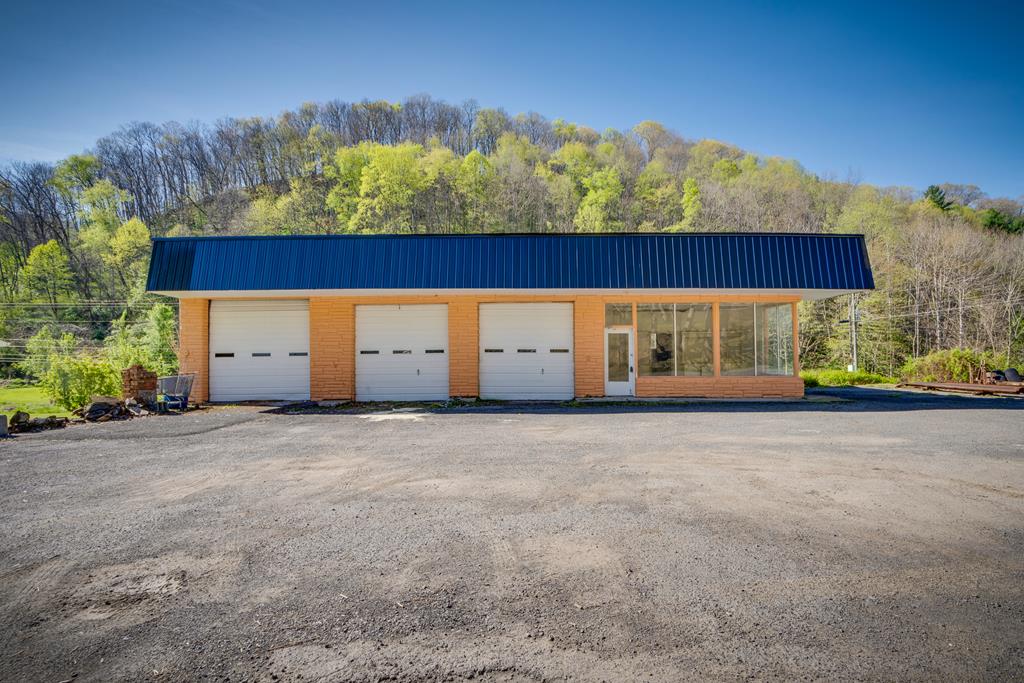 2728 Indian Creek Rd