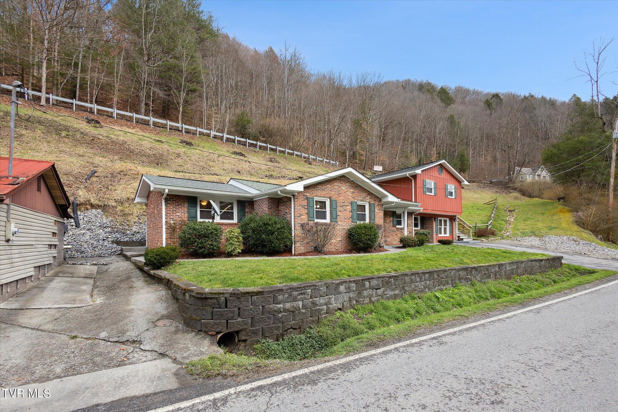 4392 Garden Creek Road