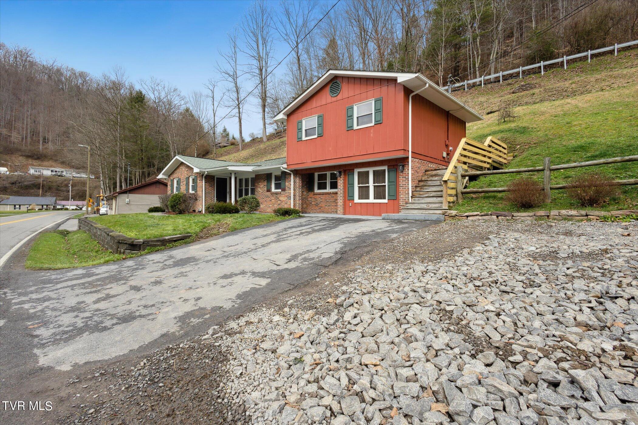 4392 Garden Creek Road