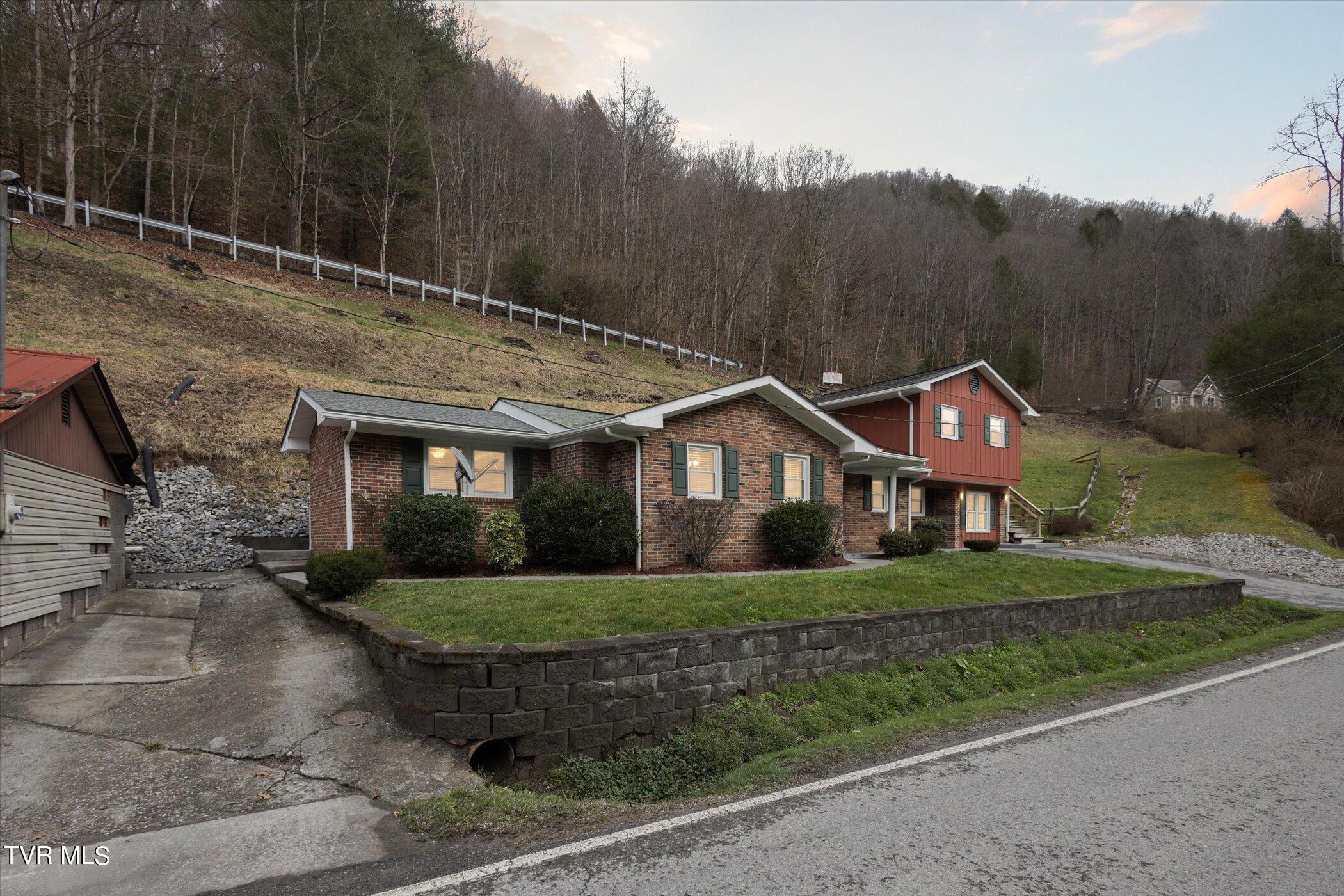 4392 Garden Creek Road