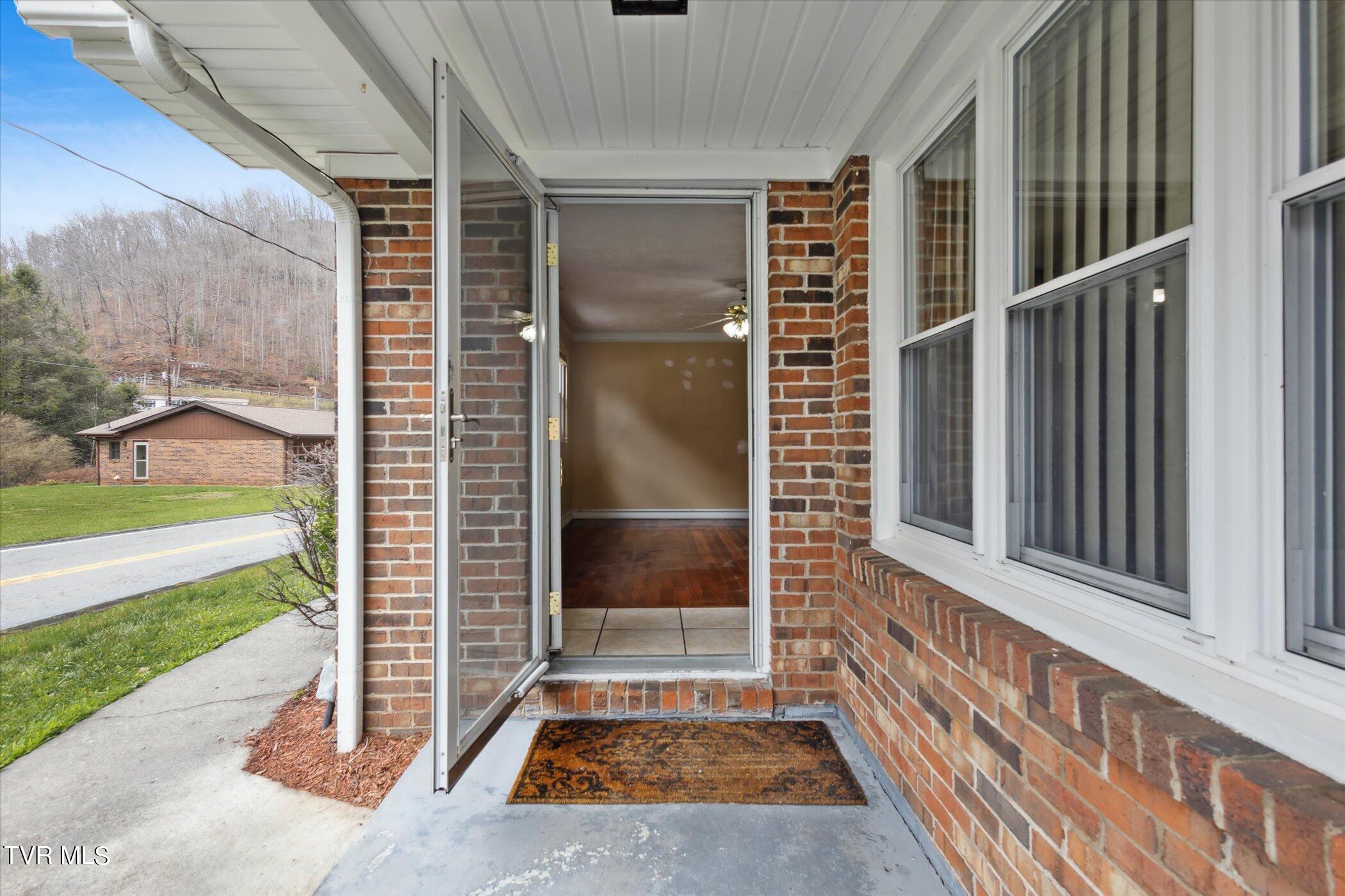 4392 Garden Creek Road