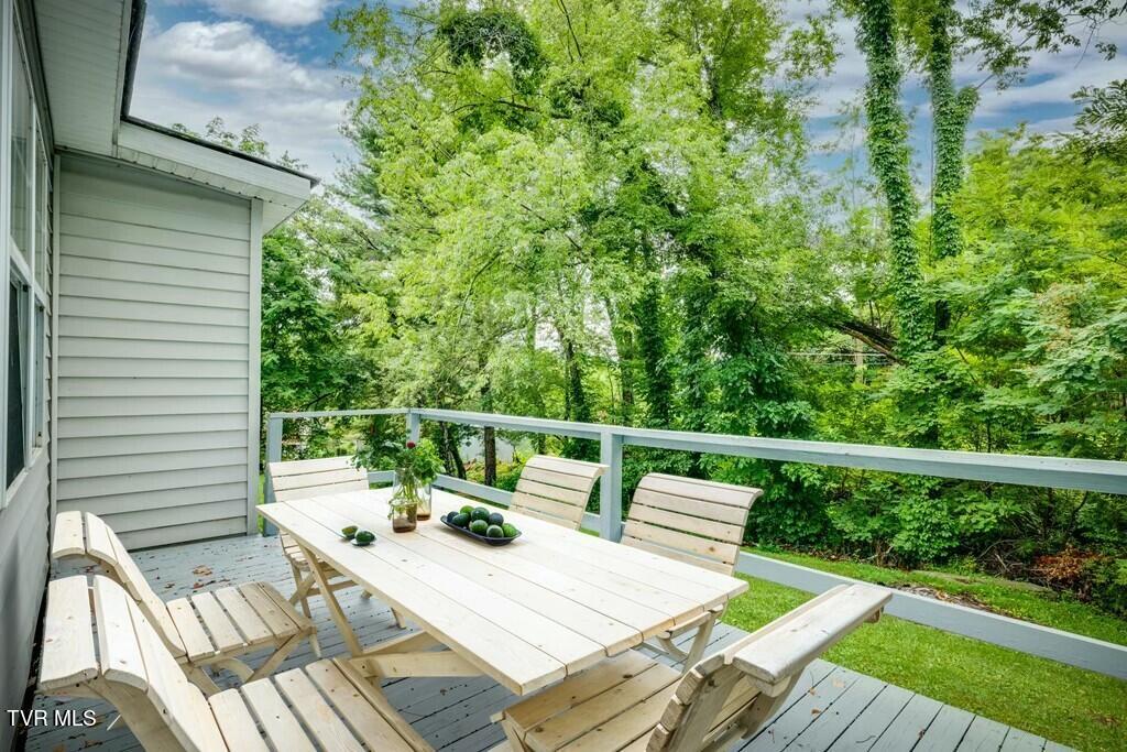 103 Whites Subdv Road