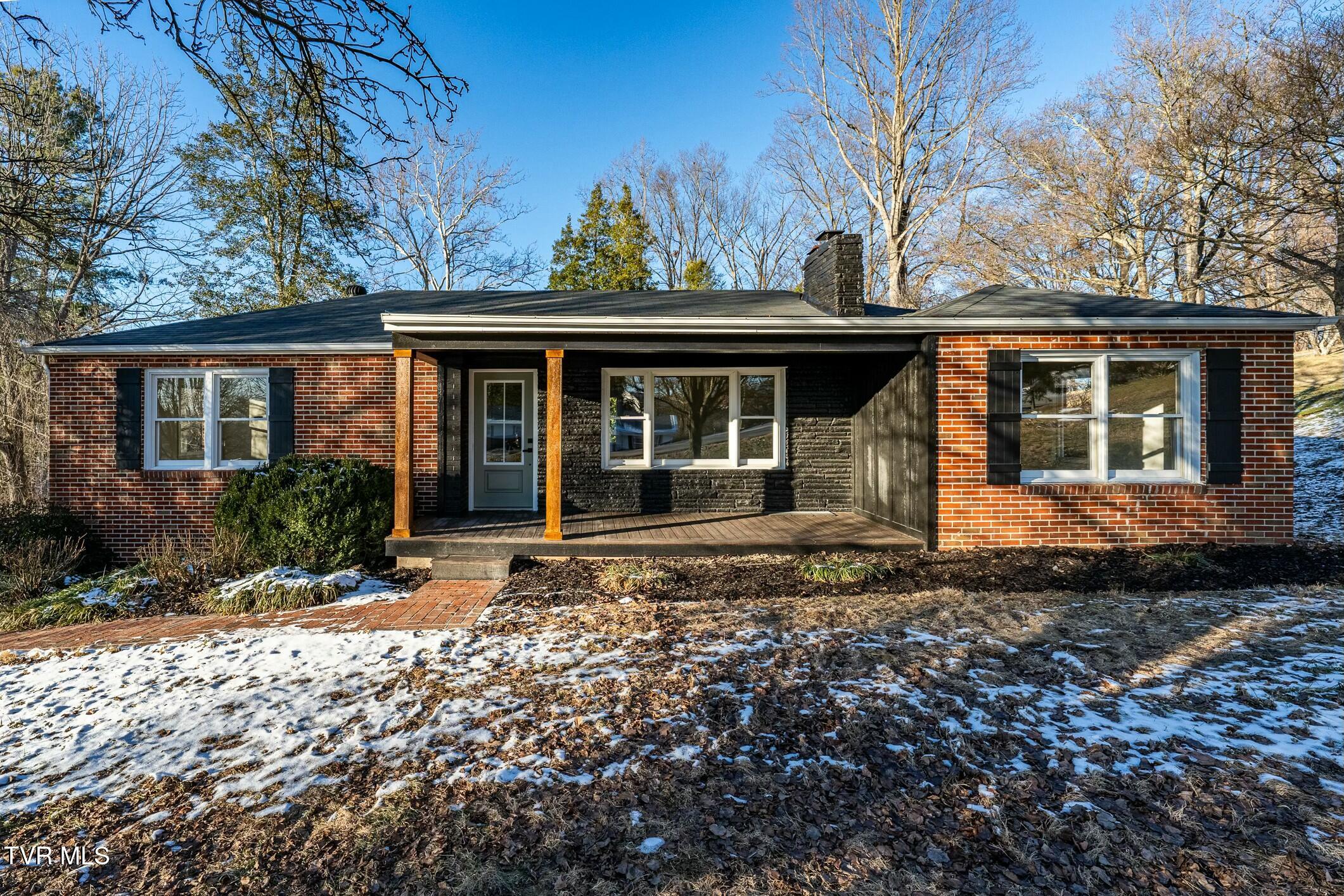 328 Cheyenne Road