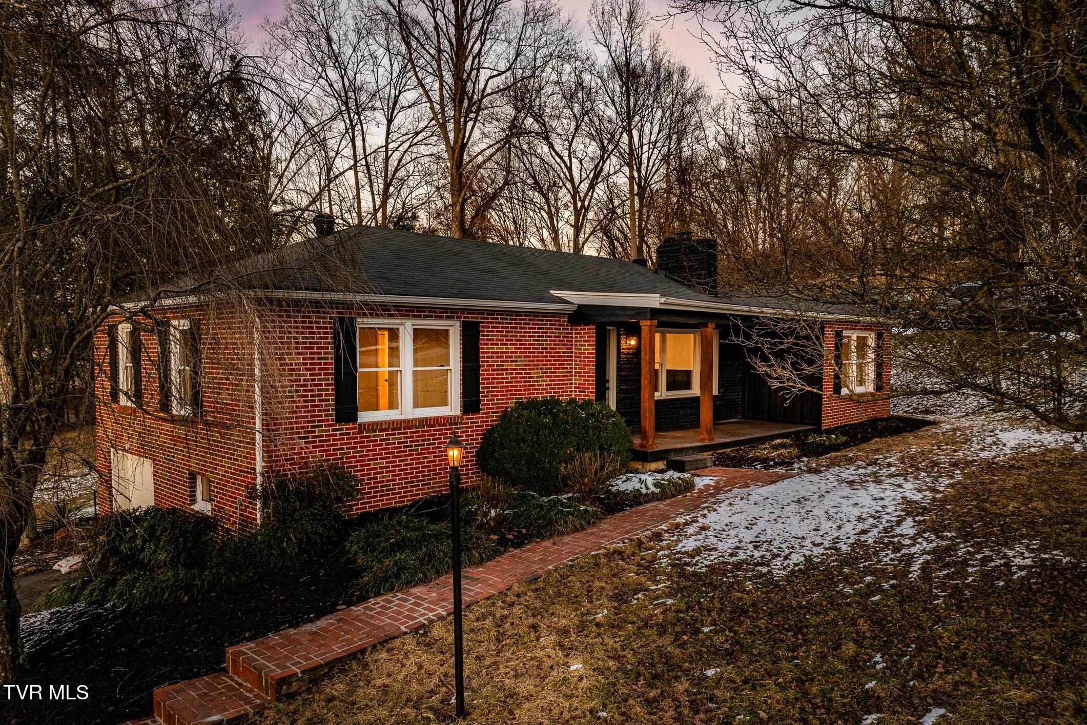 328 Cheyenne Road