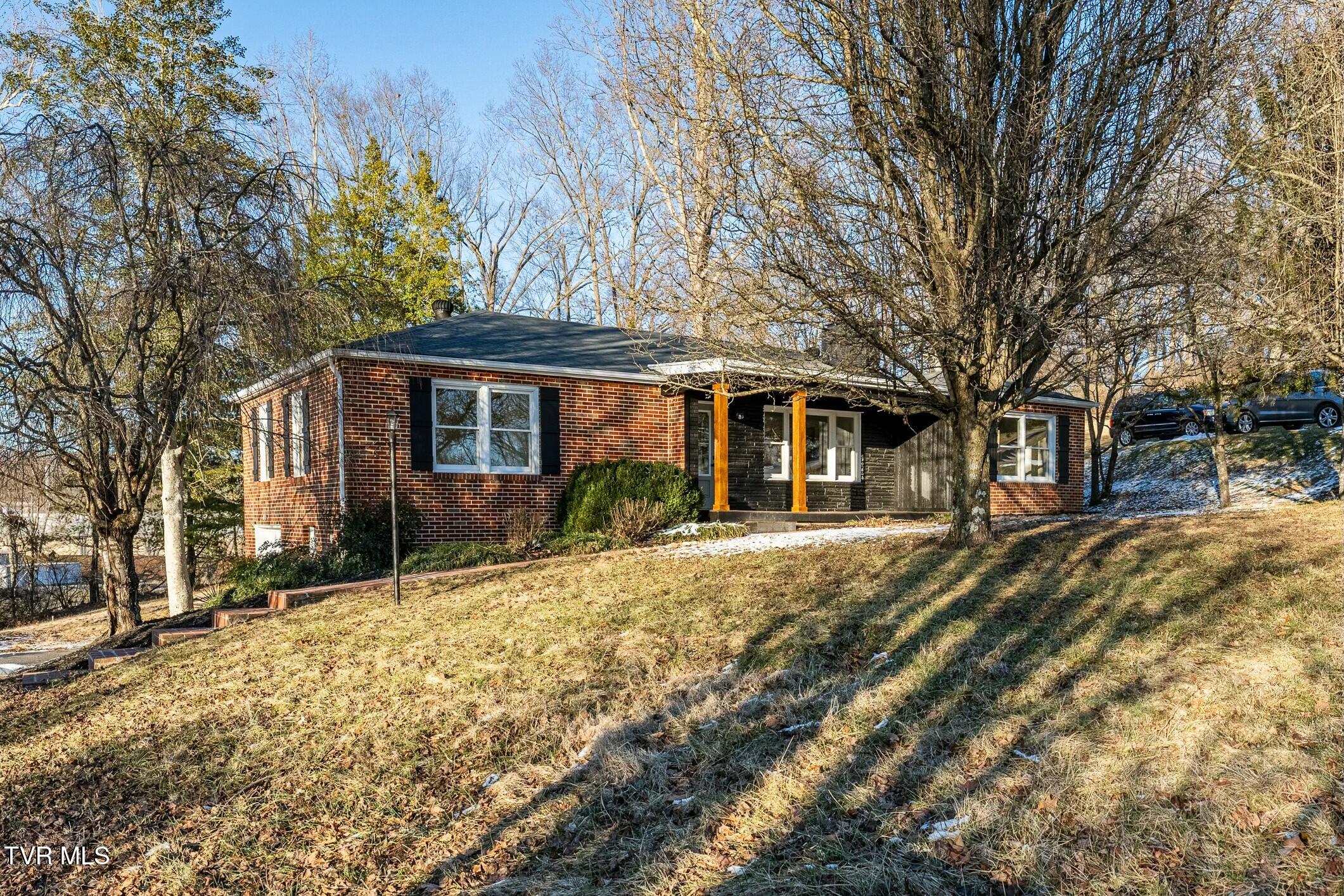 328 Cheyenne Road
