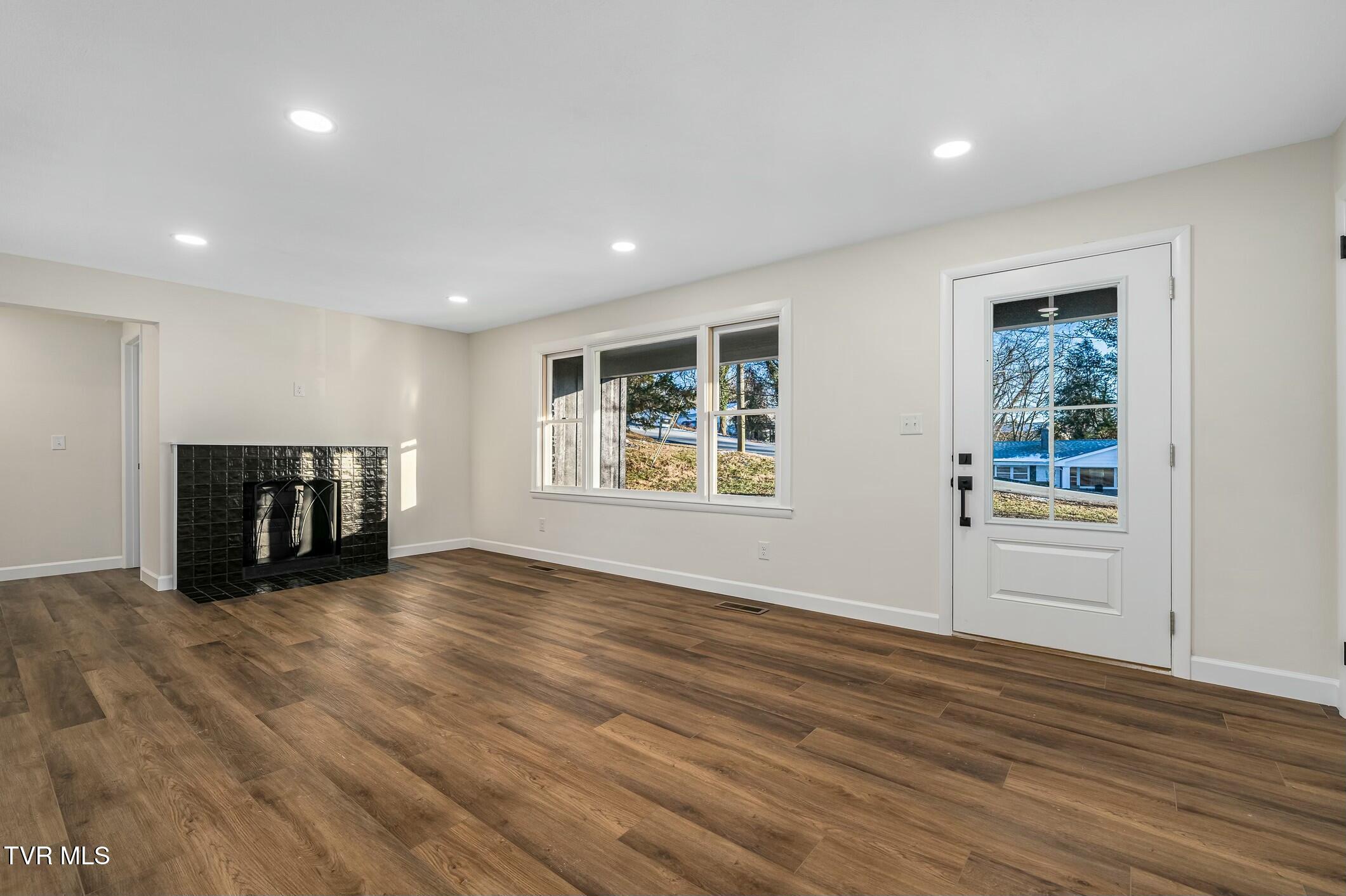 328 Cheyenne Road