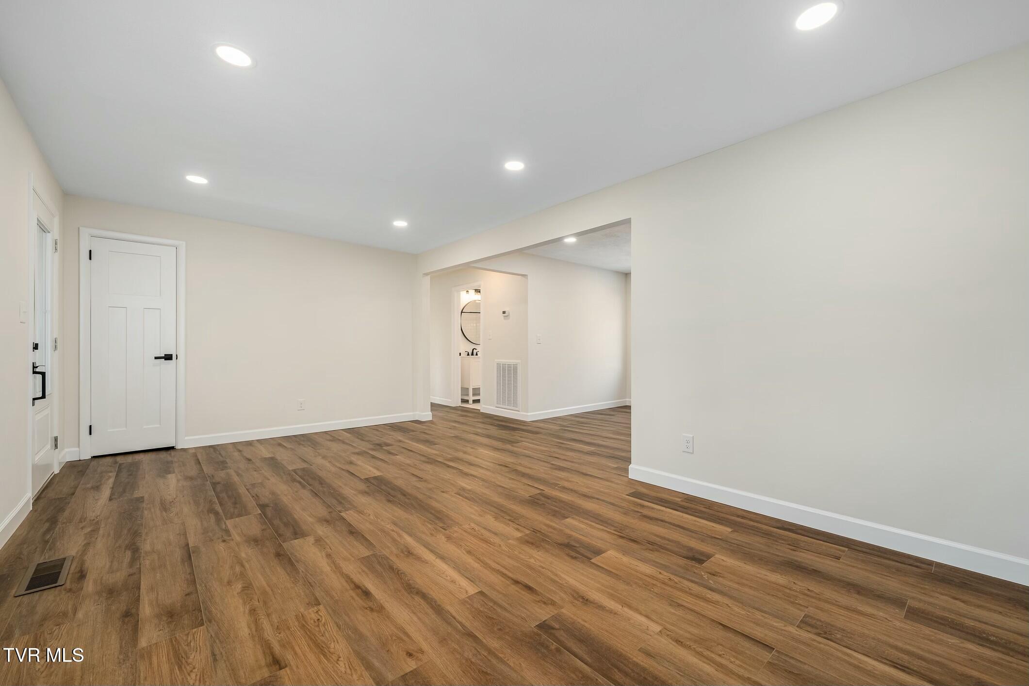 328 Cheyenne Road