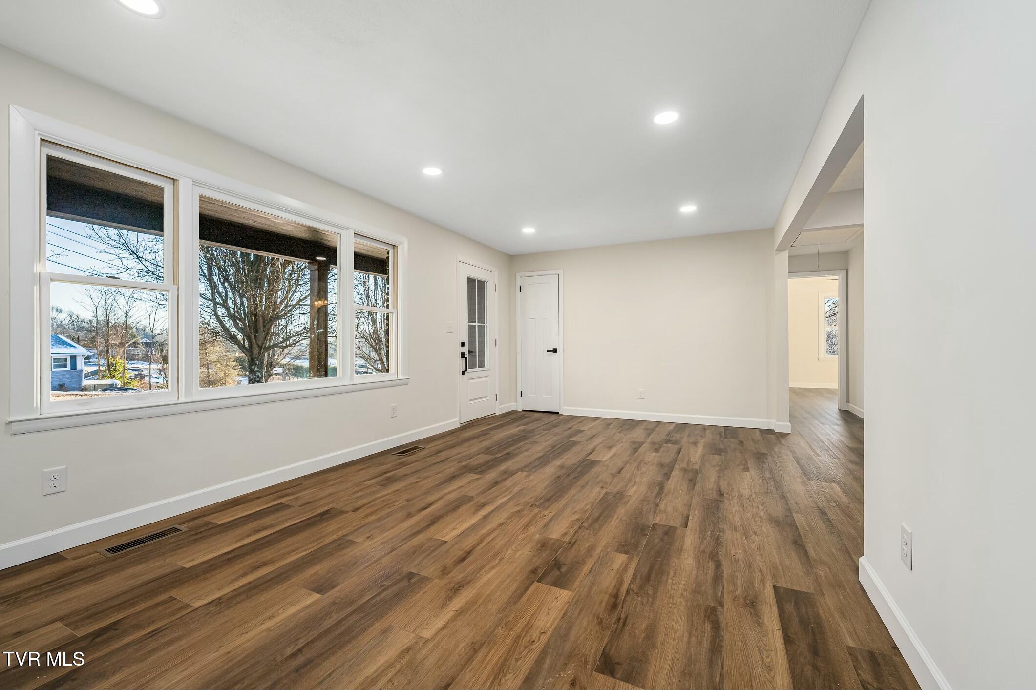328 Cheyenne Road