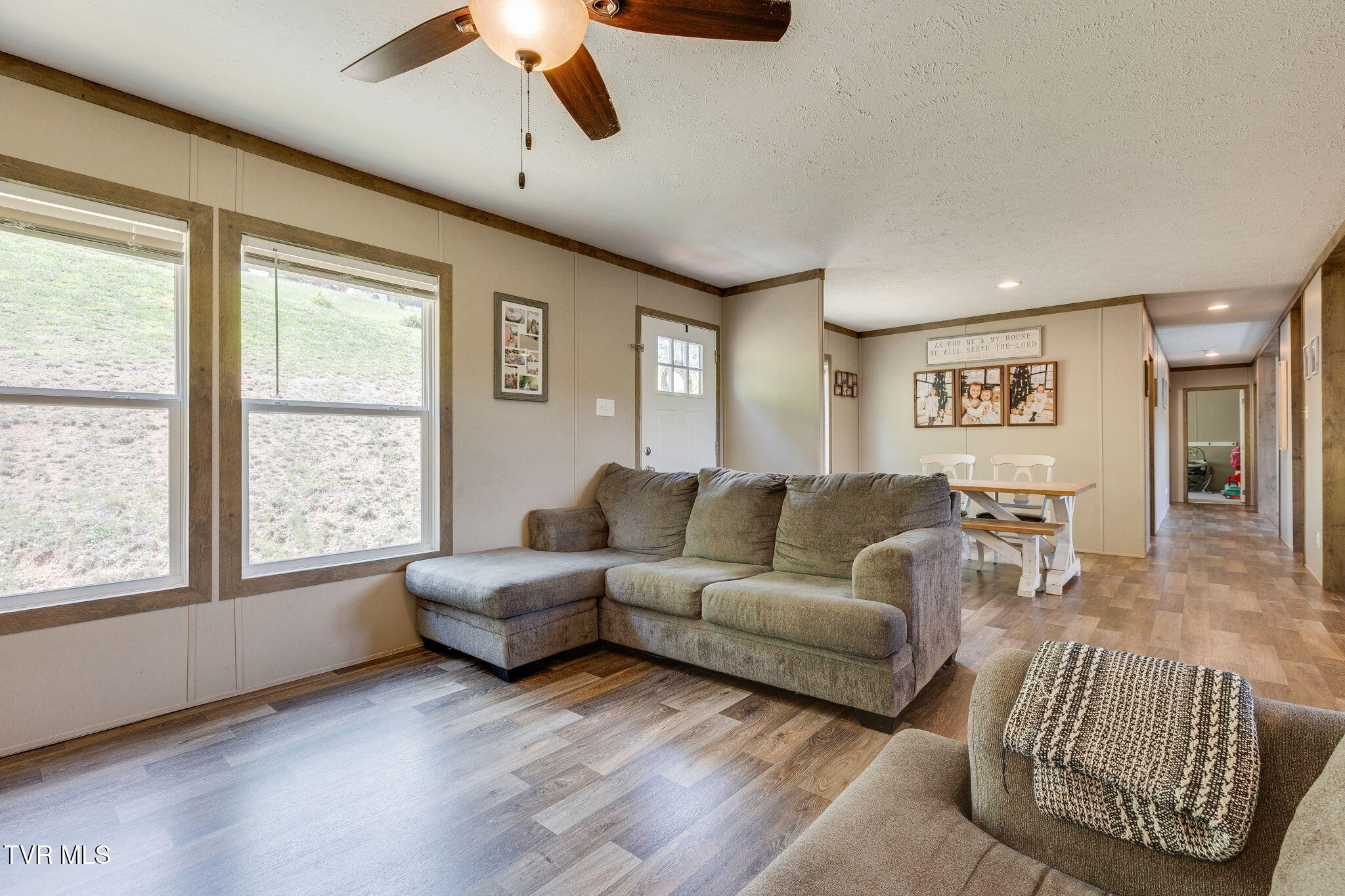 982 Glade Hill Drive