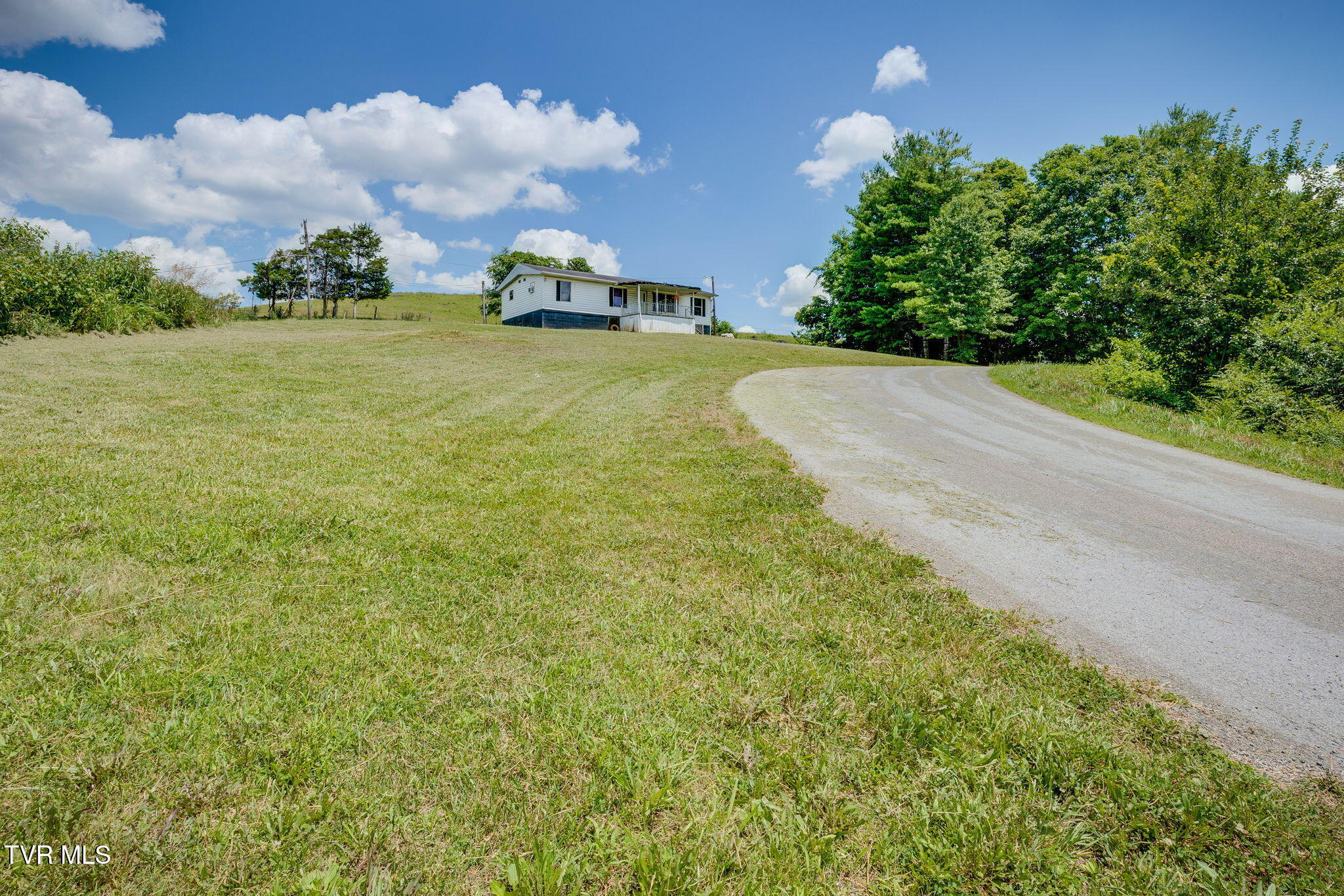 212 Circle