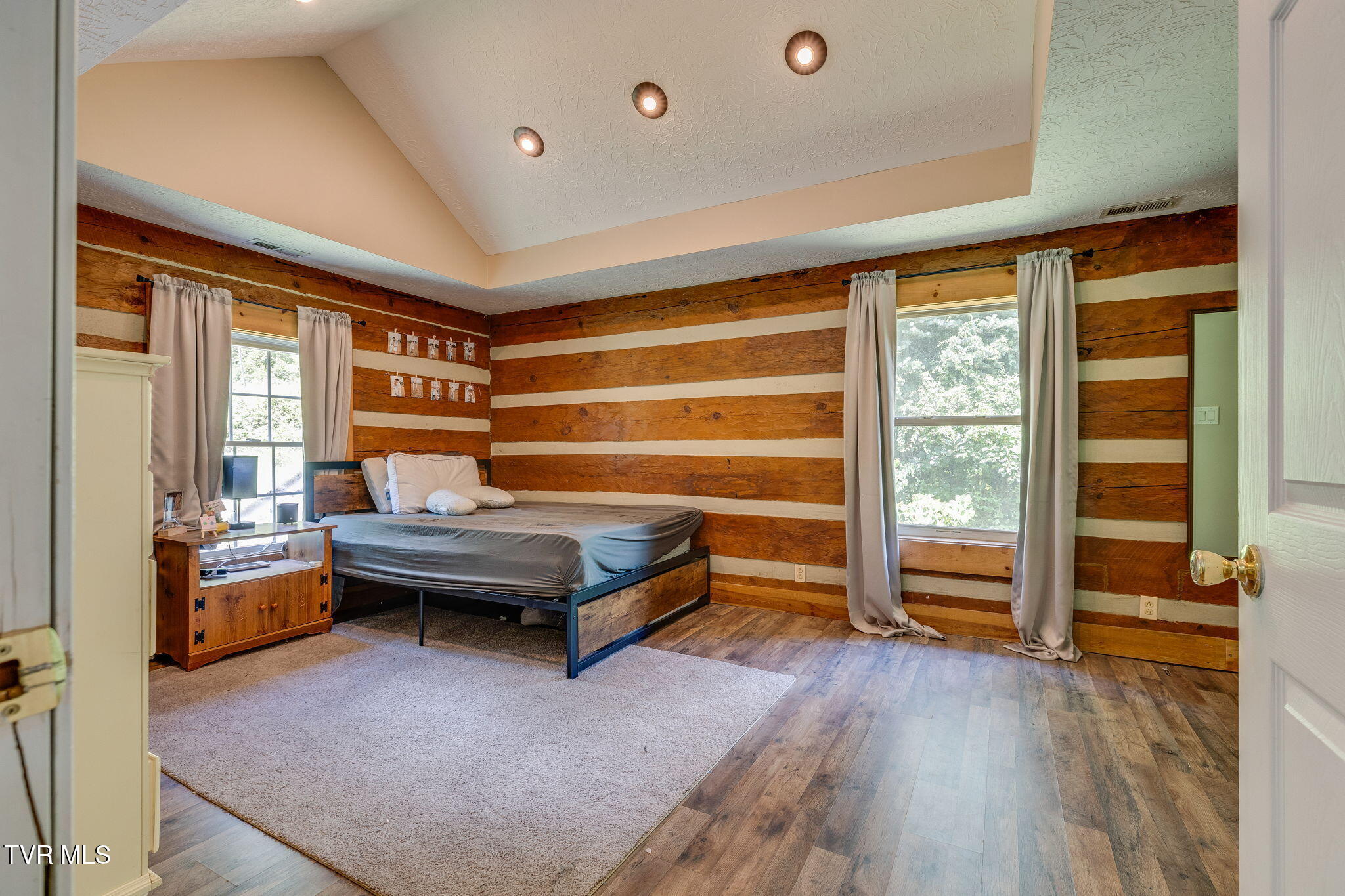 29 Scarberry Hollow