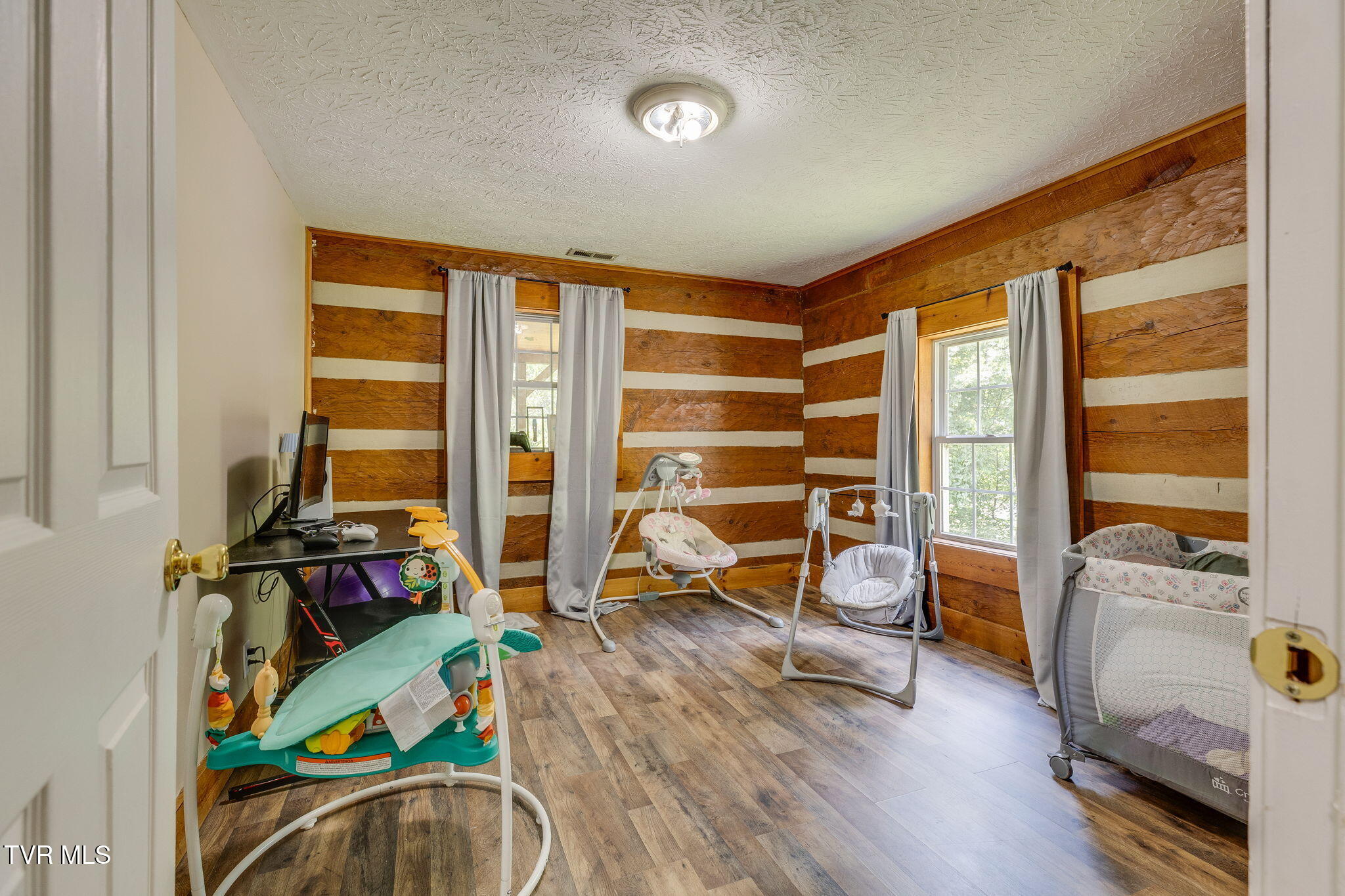 29 Scarberry Hollow