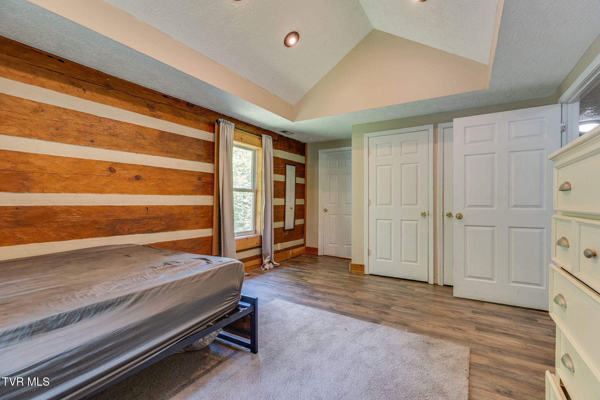 29 Scarberry Hollow