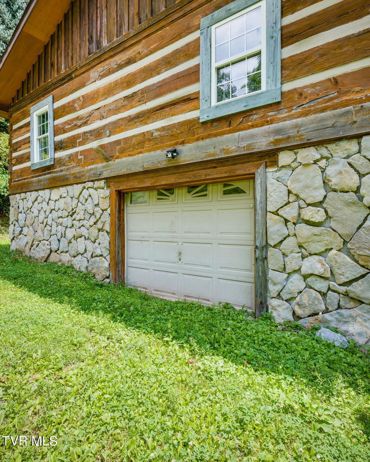 29 Scarberry Hollow