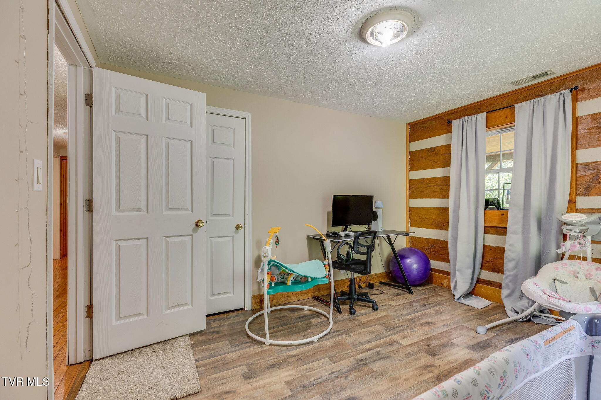 29 Scarberry Hollow