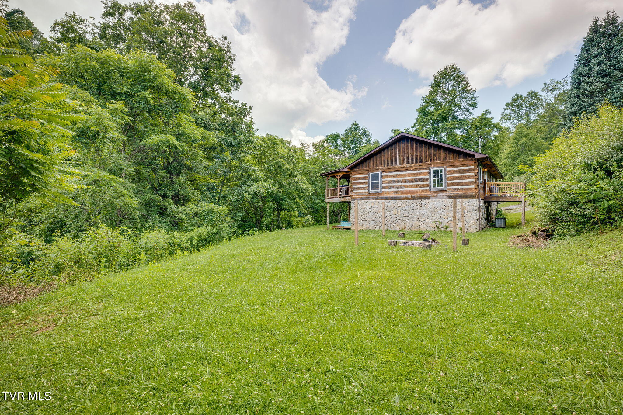 29 Scarberry Hollow
