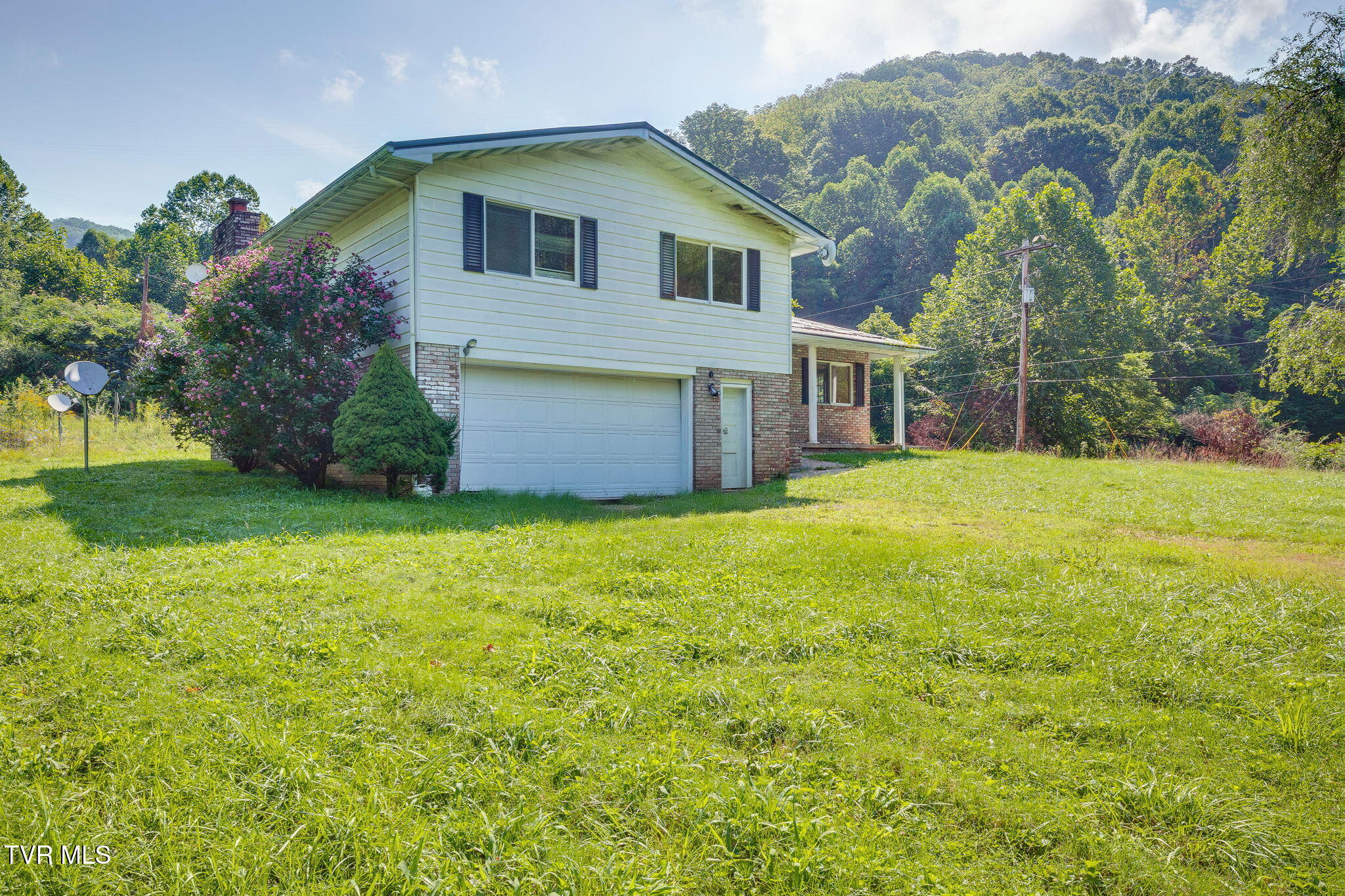 8783 Dante Mountain Road