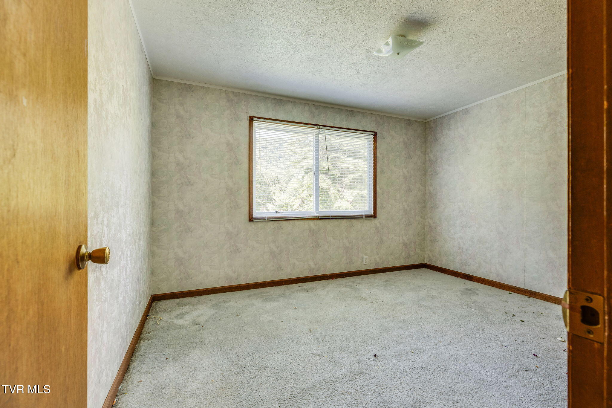 8783 Dante Mountain Road