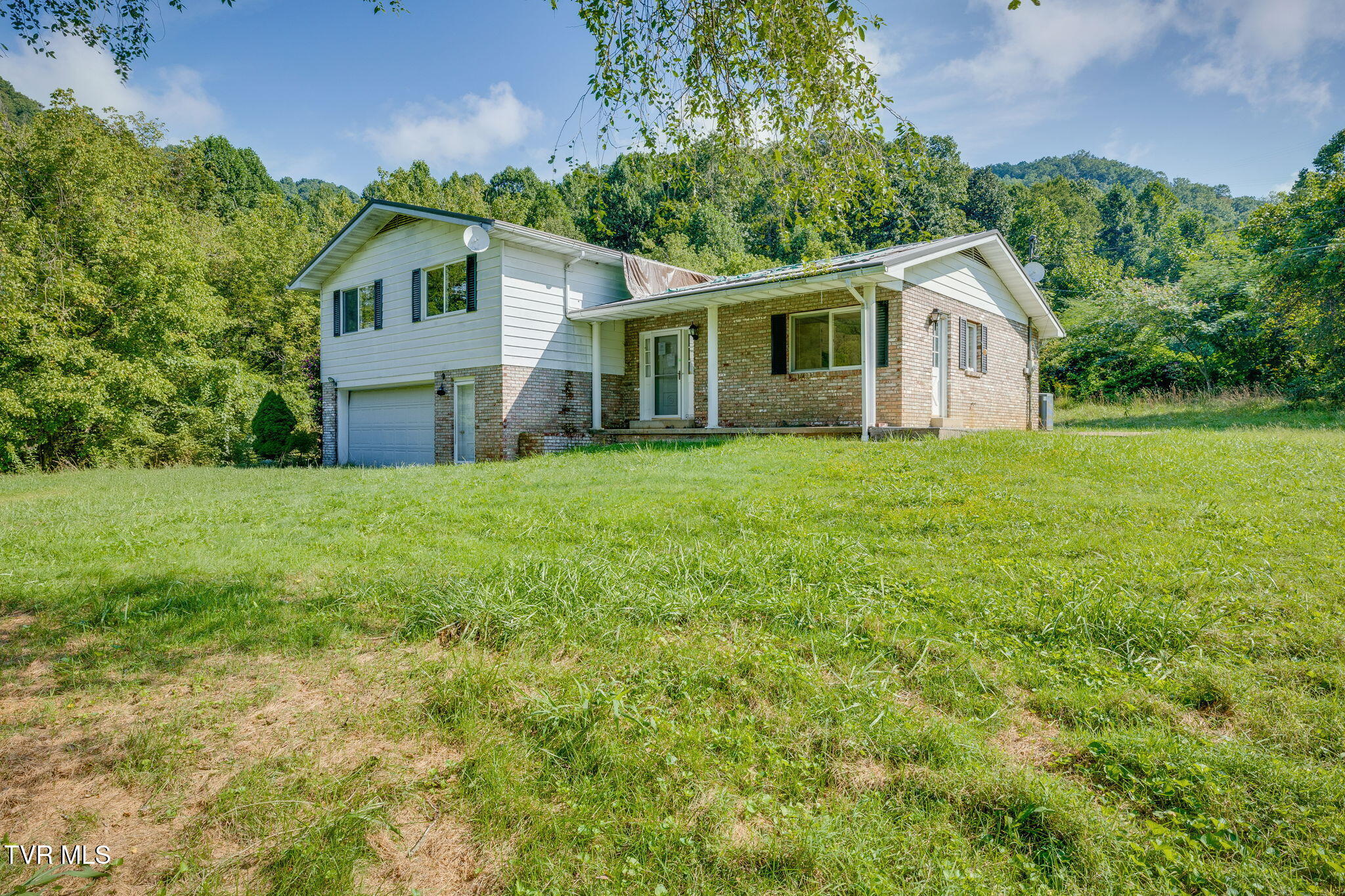 8783 Dante Mountain Road