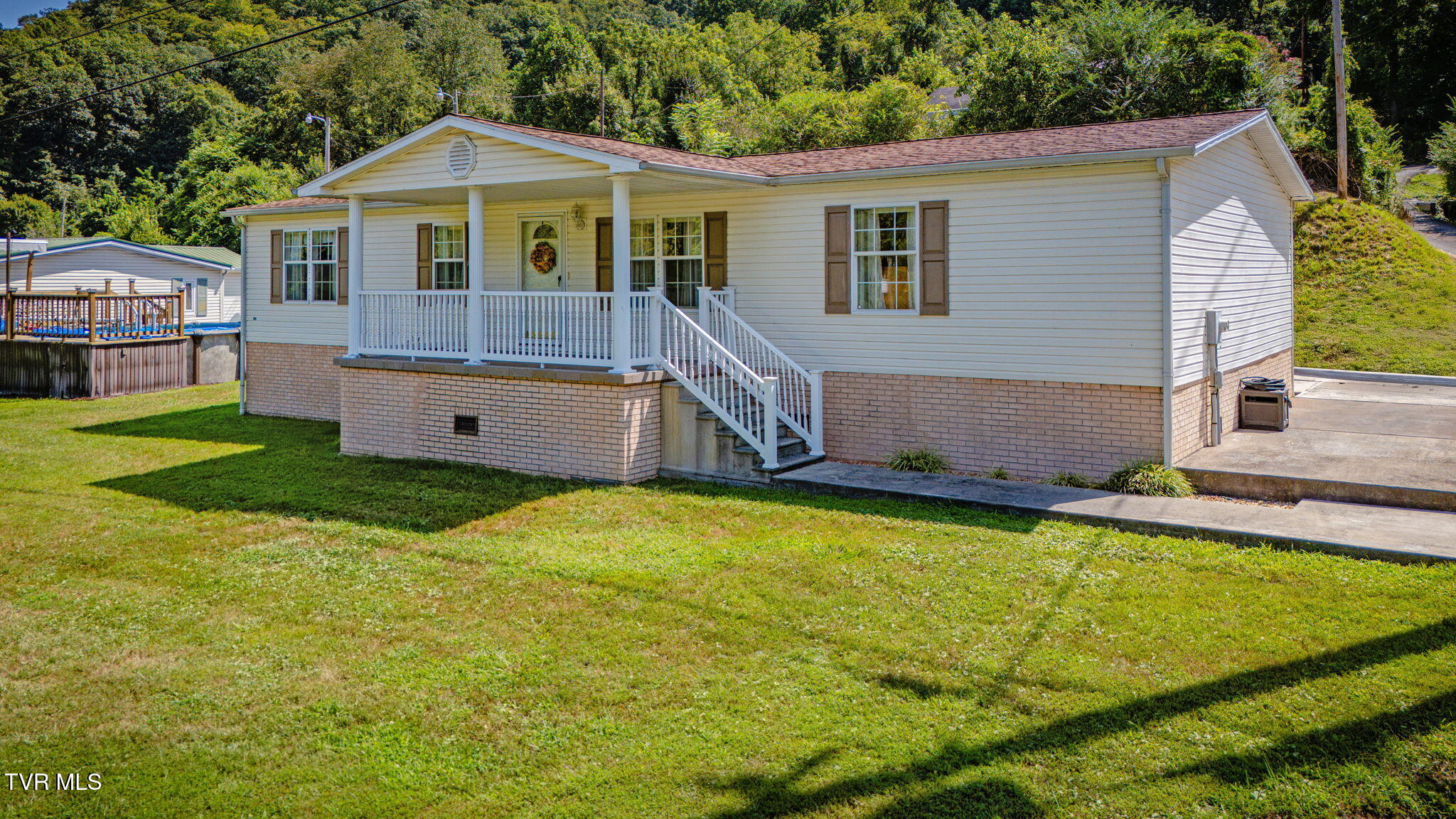 1039 Leperchaun Road