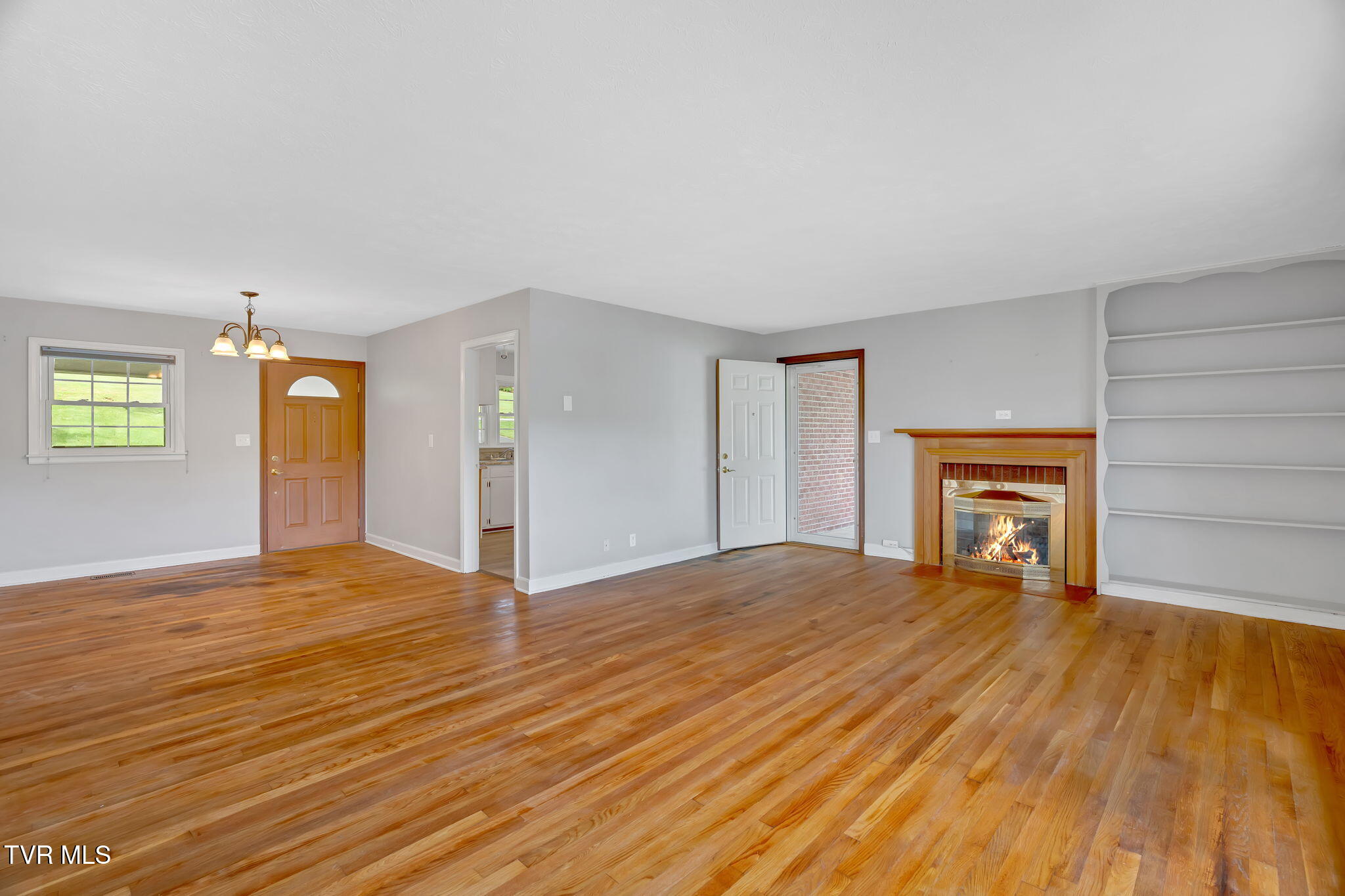 135 Lively Street