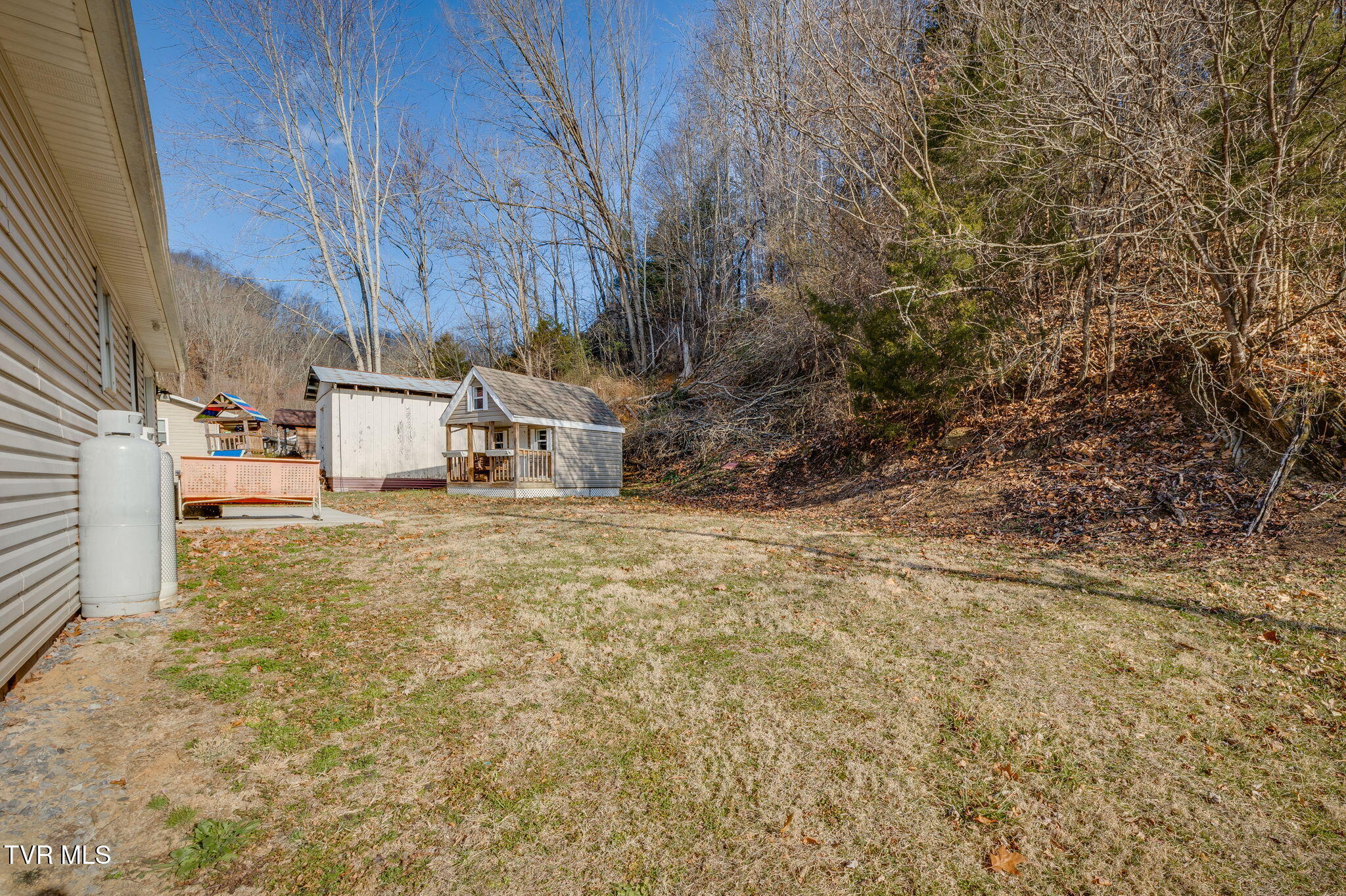 152 Country Oaks Drive