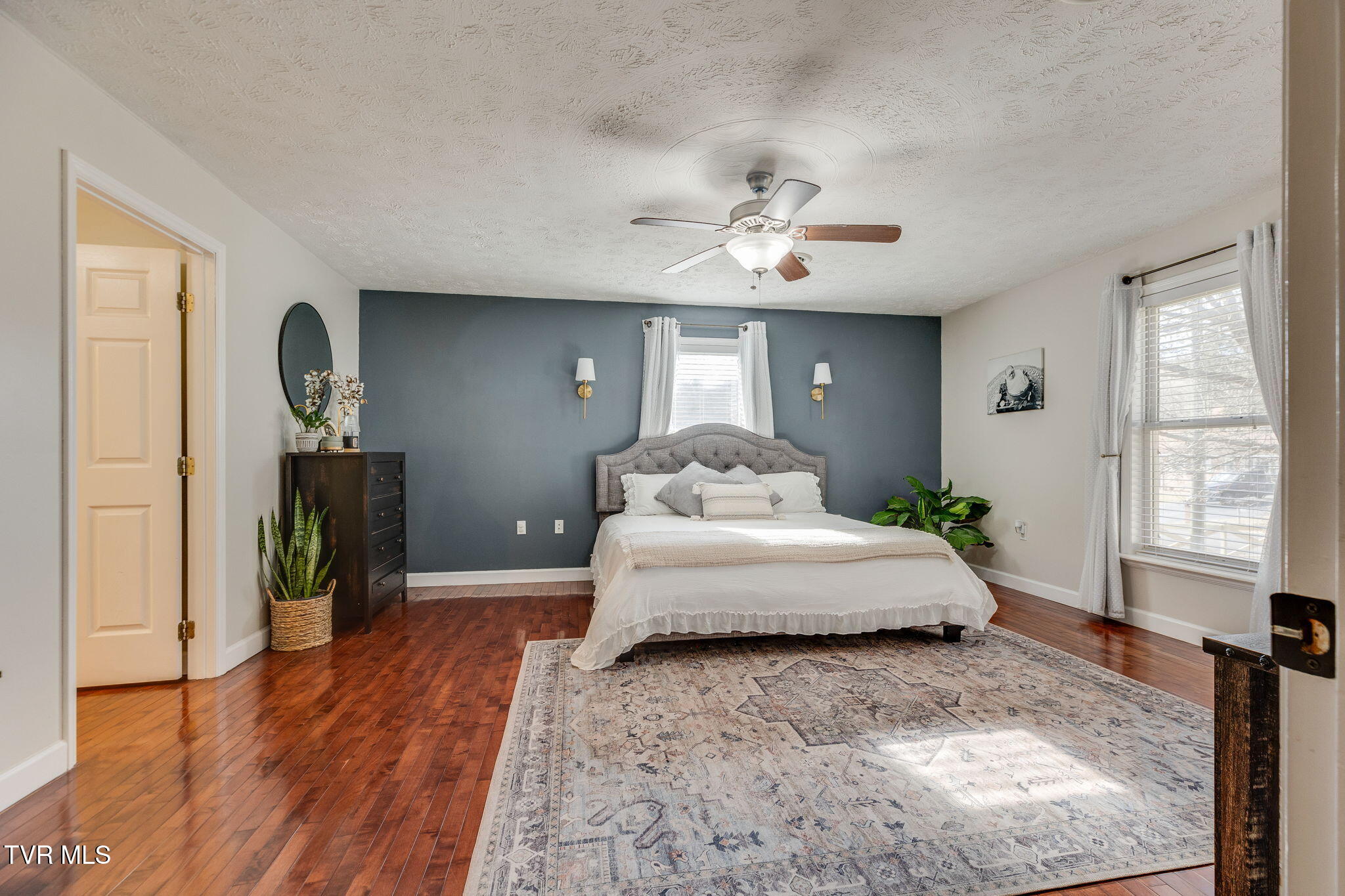 152 Country Oaks Drive