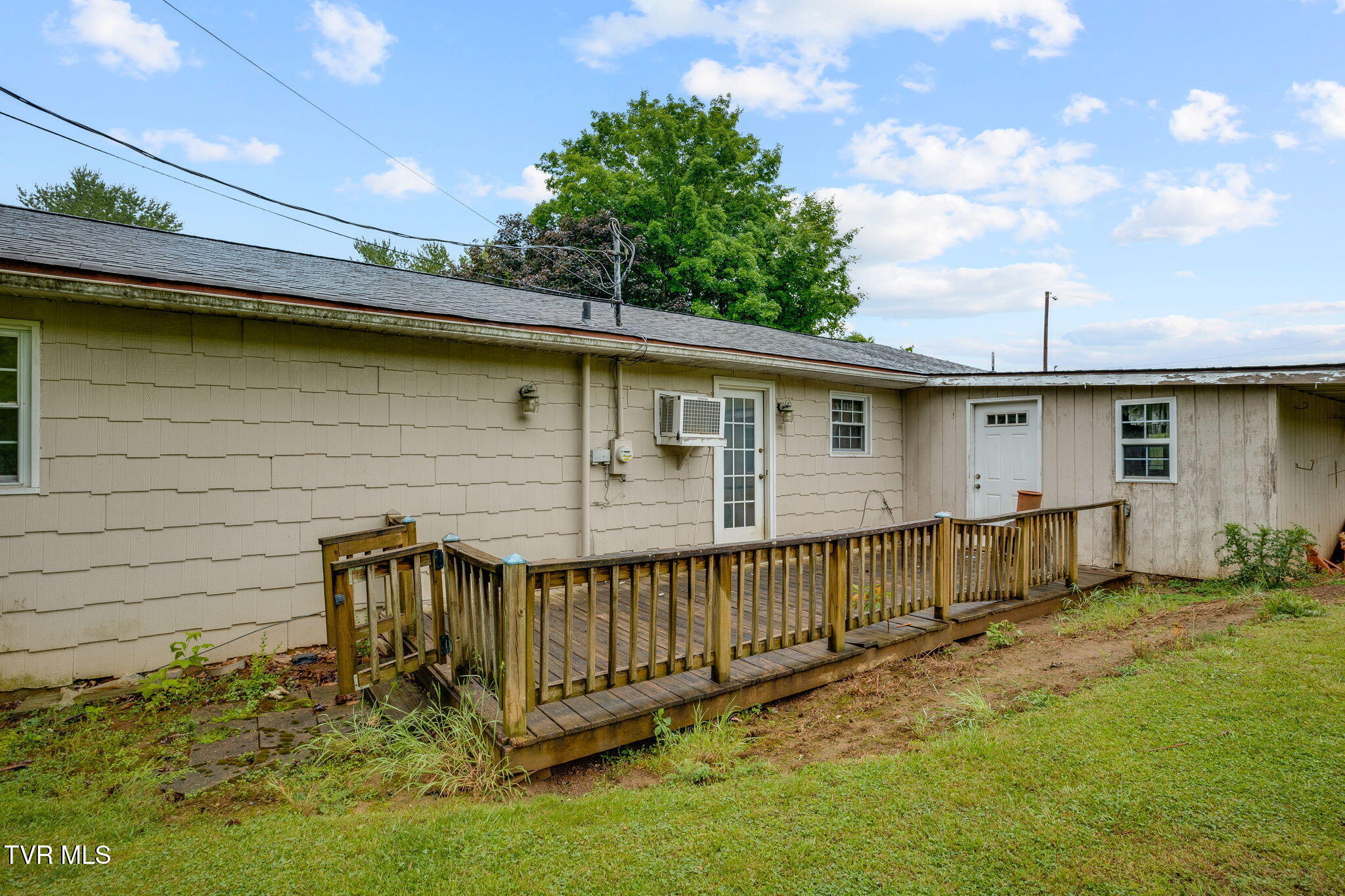 194 Circle Drive