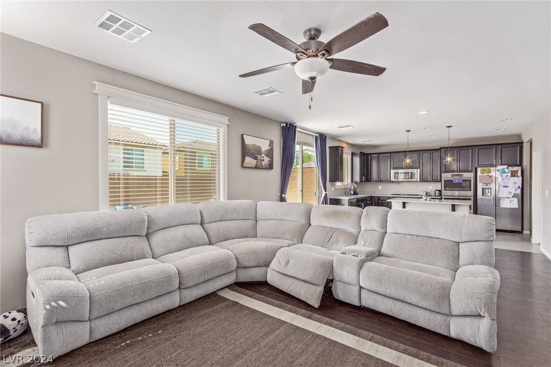 10159 Blacktail Hill Court