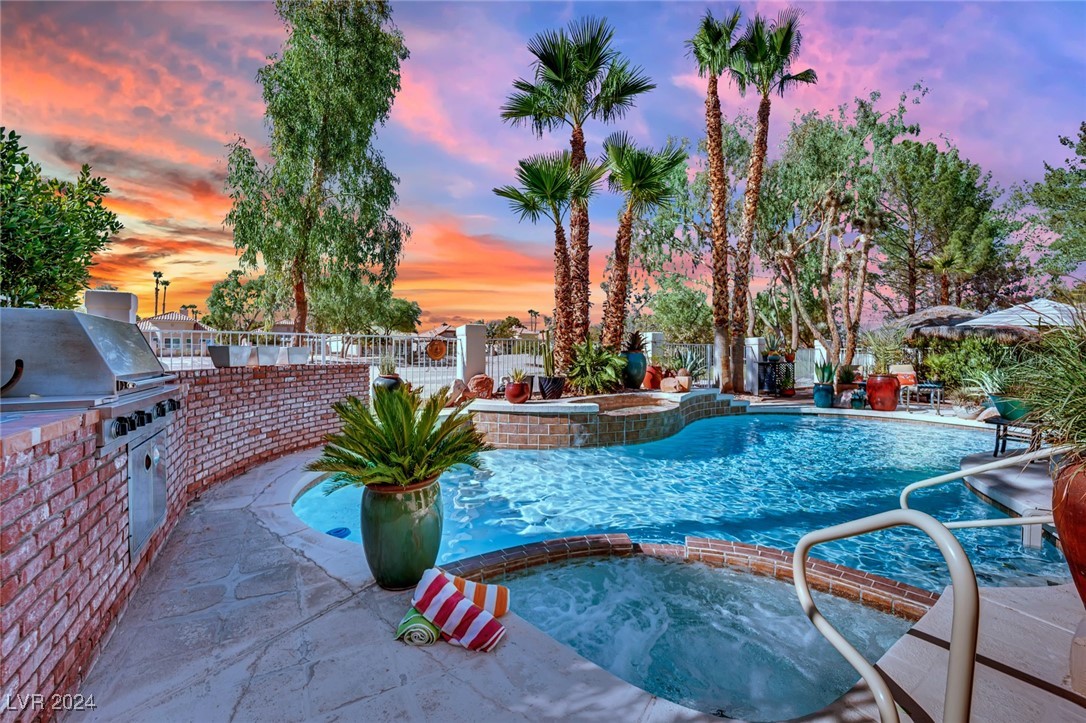 7664 Painted Dunes Drive