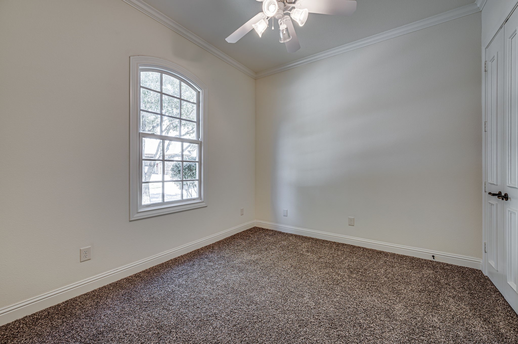 6408 Tuscany Park Drive