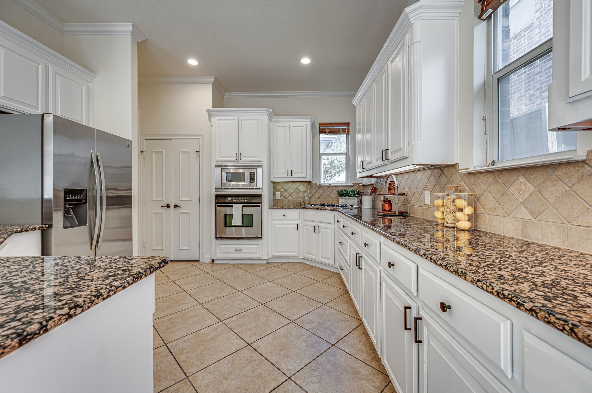 6408 Tuscany Park Drive
