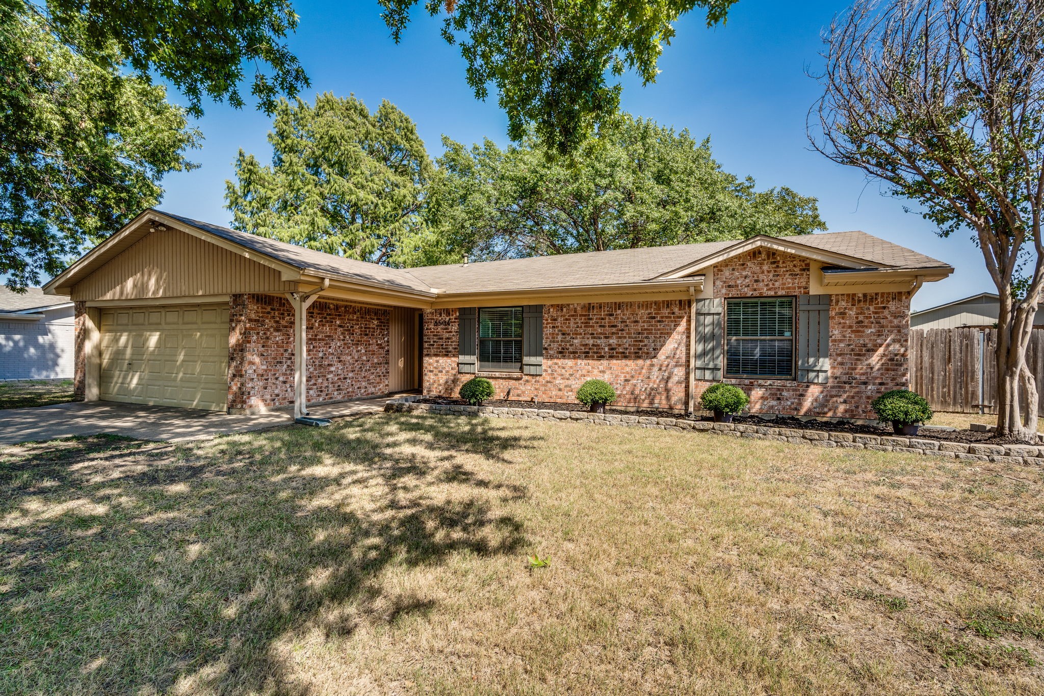 6504 Simmons Road