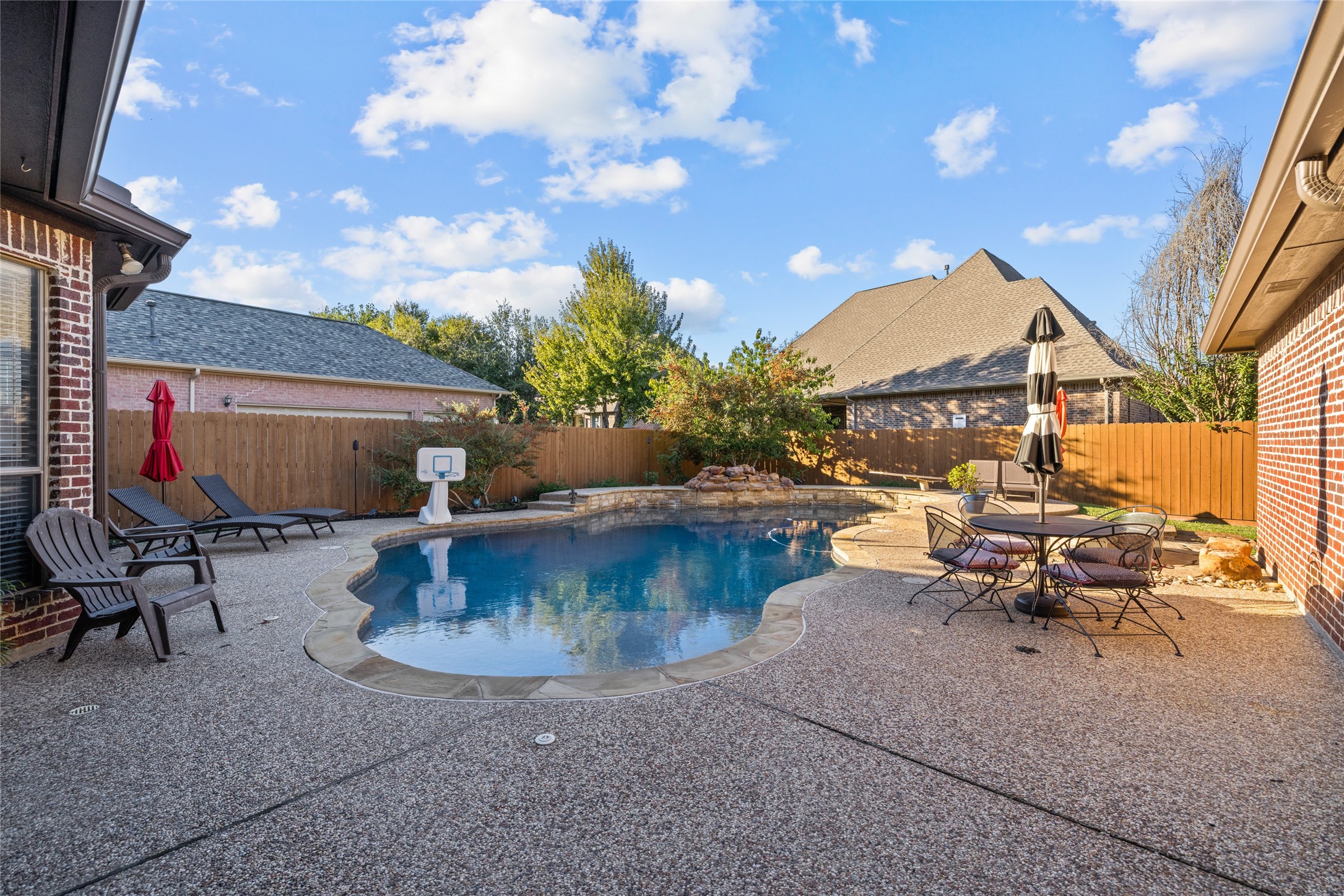 2115 Westchester Drive