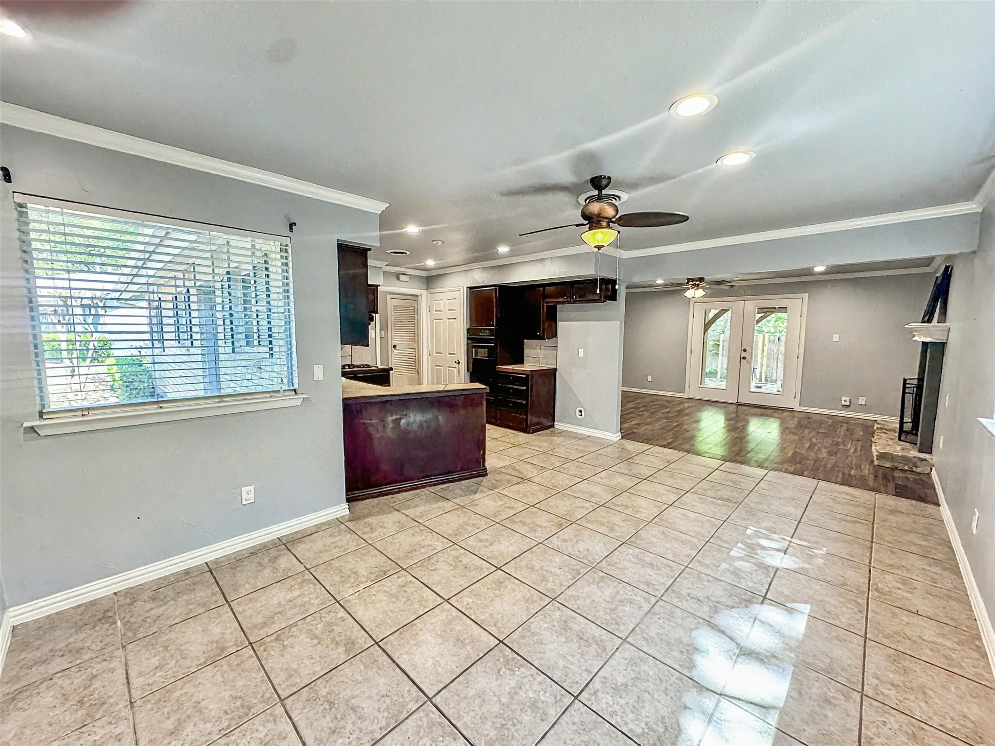 2704 Bellaire Court