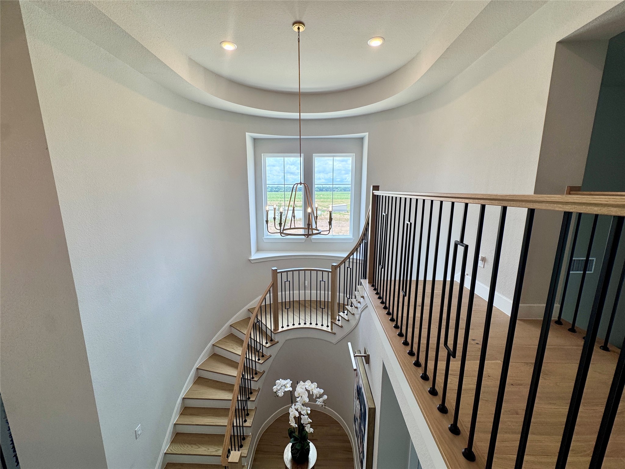 601 Saddle Crest Drive