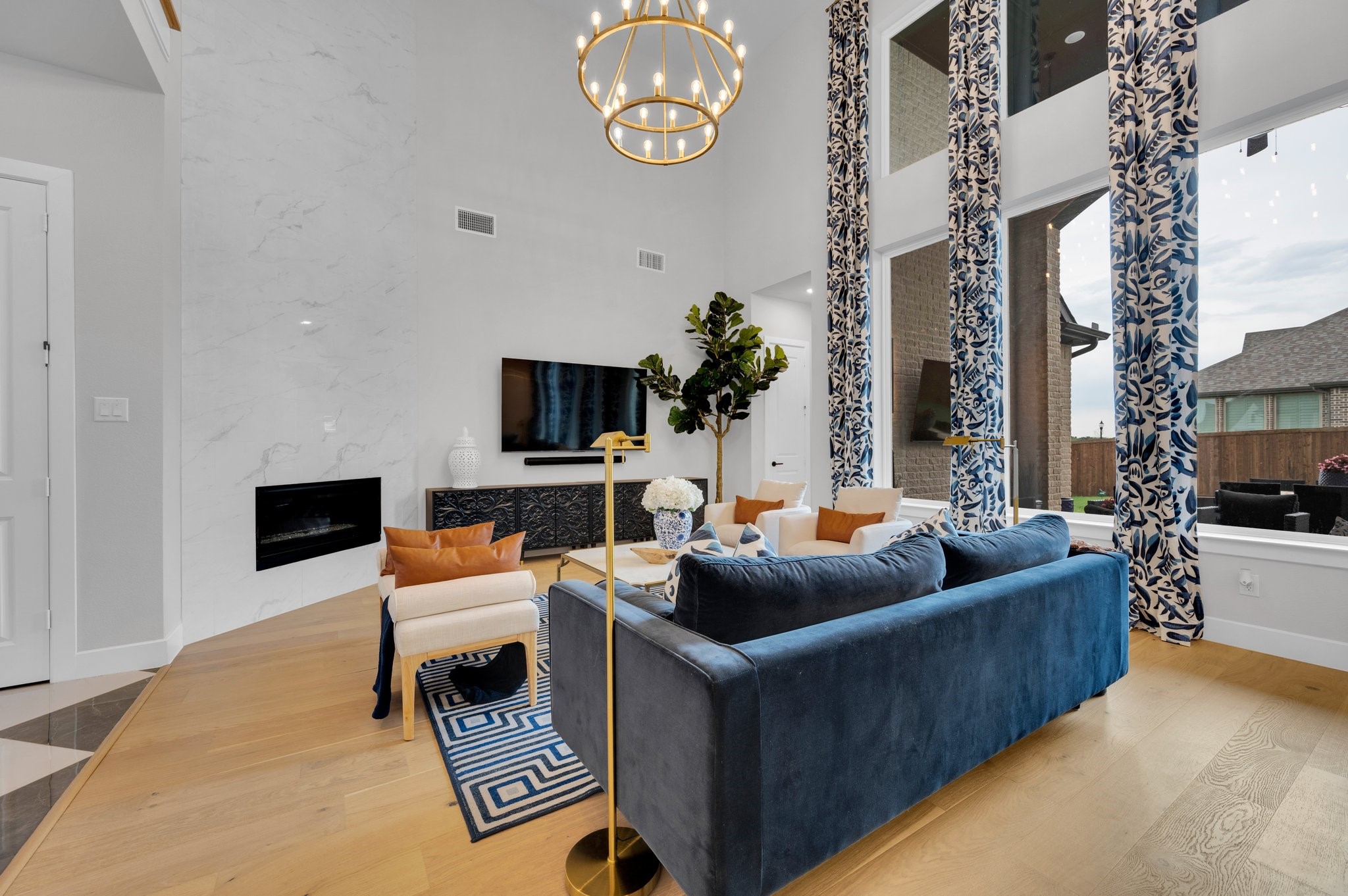 601 Saddle Crest Drive