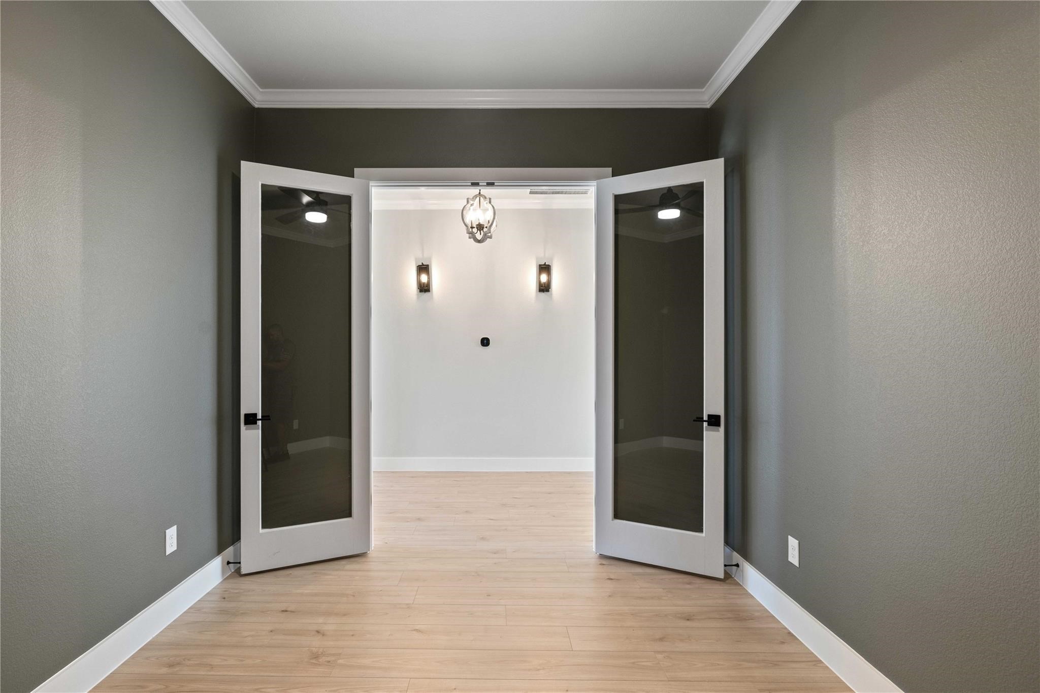 2402 Amesbury Drive