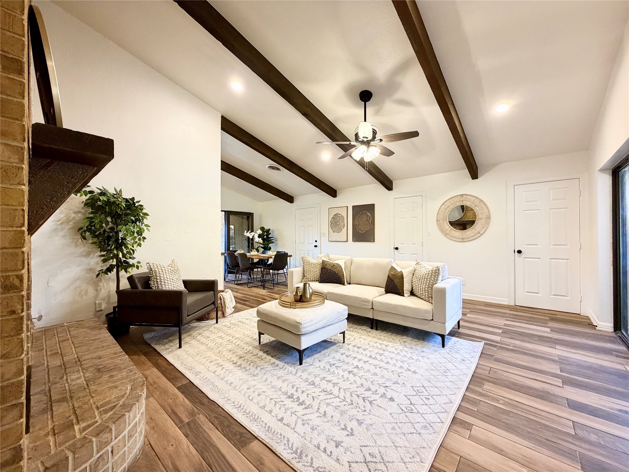 500 S Washington Street