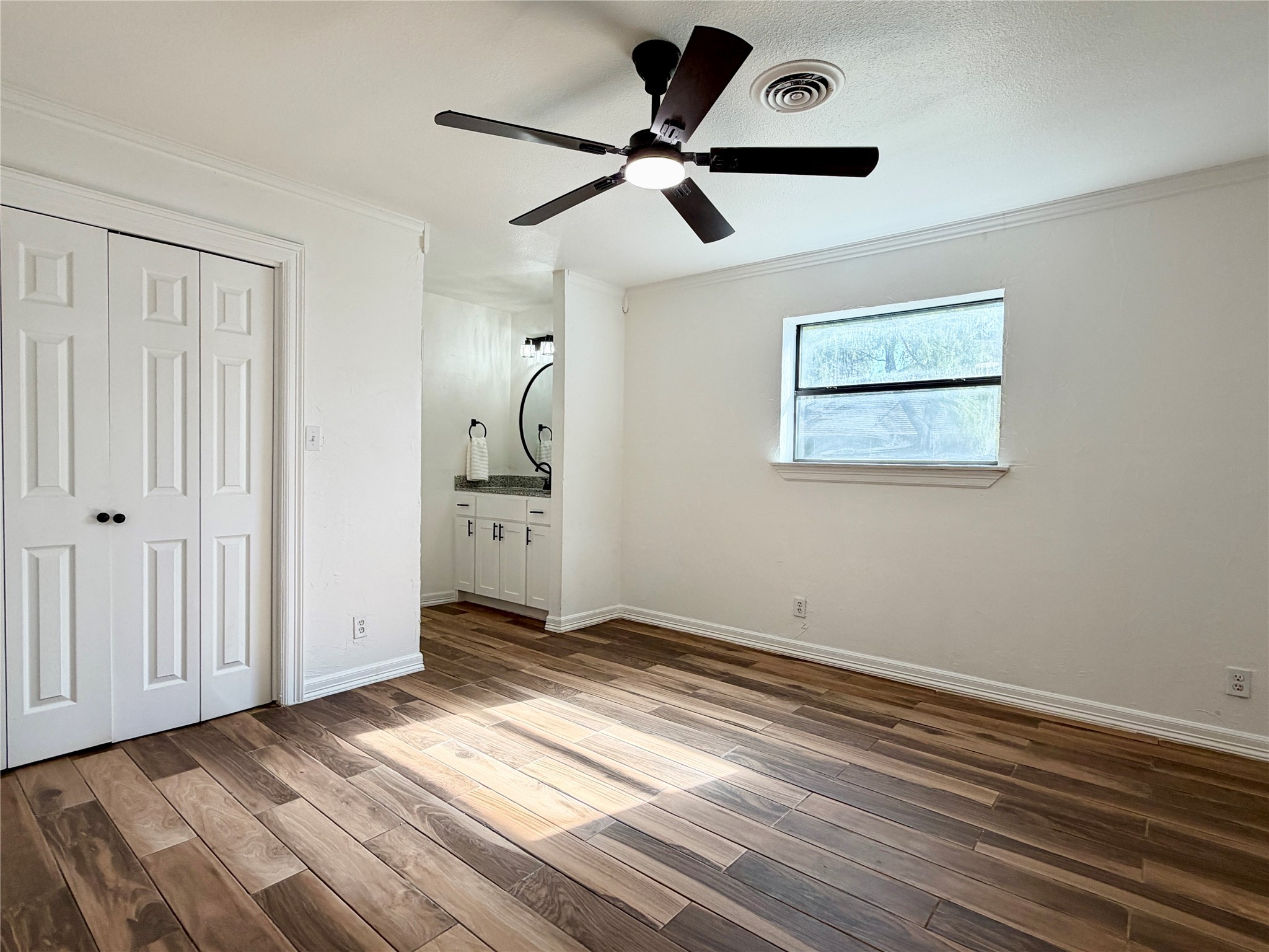 500 S Washington Street