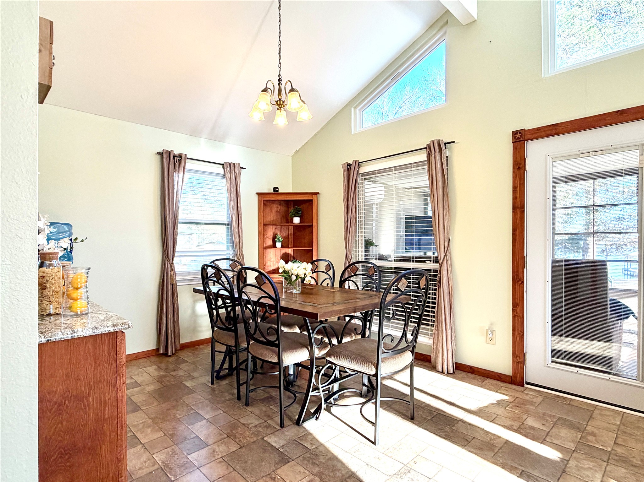 22557 Waterview Circle